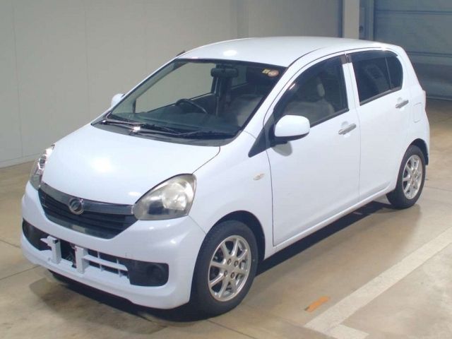 7220 Daihatsu Mira e s LA300S 2014 г. (TAA Kinki)